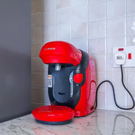 Alexia - Garden Oasis Near Coral Bay 펜션 *