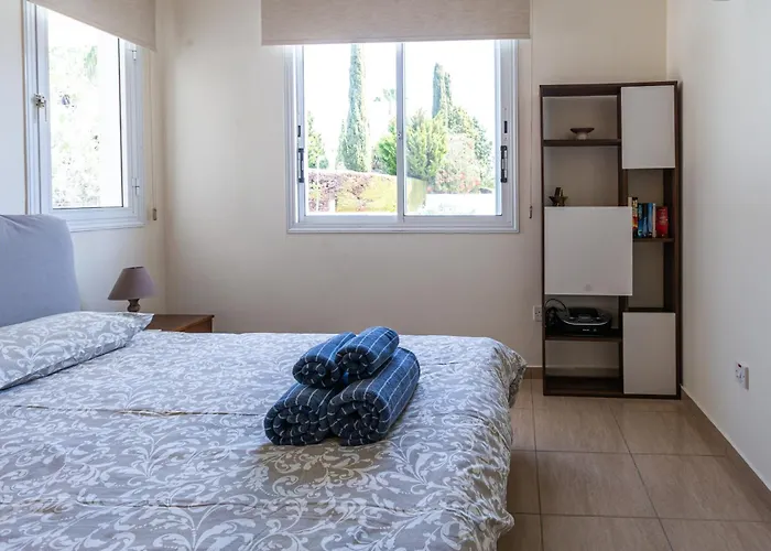 Casa vacanze Alexia - Garden Oasis Near Coral Bay Peyia