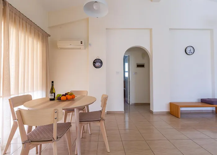 Alexia - Garden Oasis Near Coral Bay * Peyia