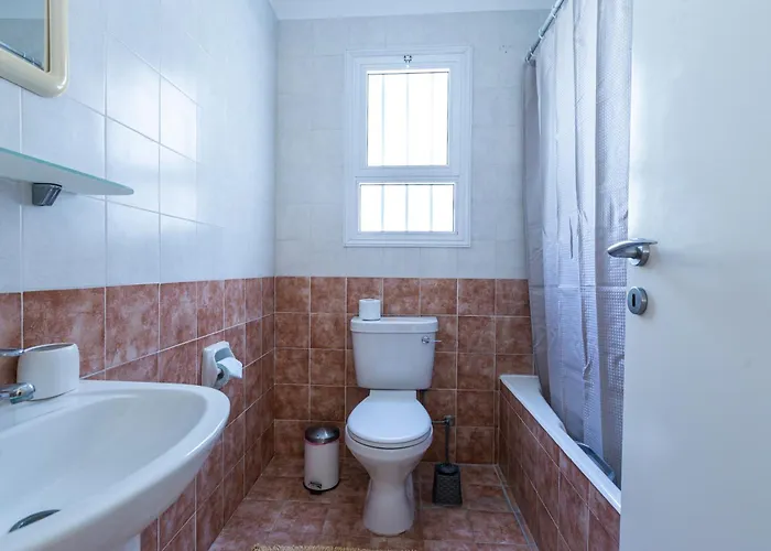 Alexia - Garden Oasis Near Coral Bay * Peyia