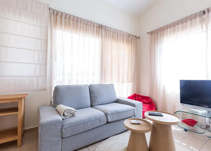 Alexia - Garden Oasis Near Coral Bay Casa vacanze *