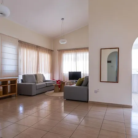 Case de vacanță Alexia - Garden Oasis Near Coral Bay