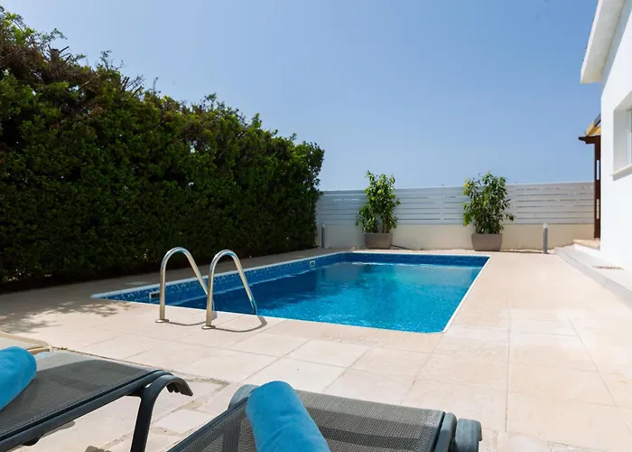 Alexia - Garden Oasis Near Coral Bay * Pégeia