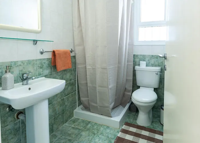 Alexia - Garden Oasis Near Coral Bay Pégeia