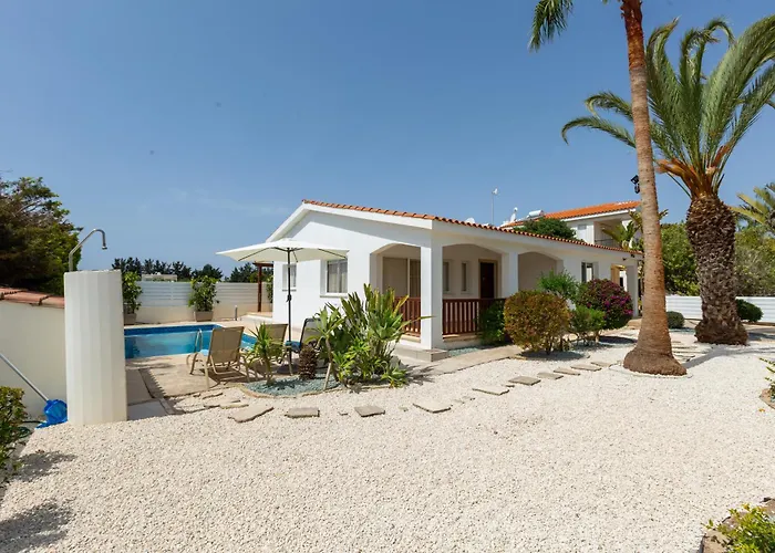 Alexia - Garden Oasis Near Coral Bay Semesterbostad Pégeia